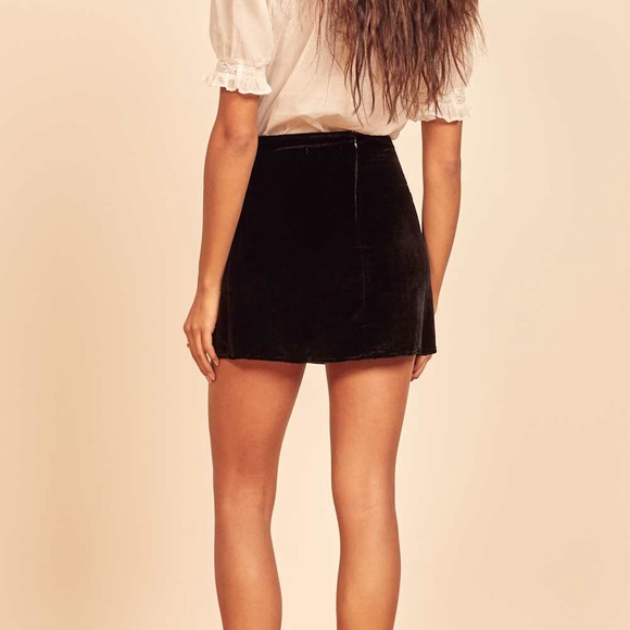 Reformation Cleo Velvet Mini Skirt in Black - Picture 3 of 9